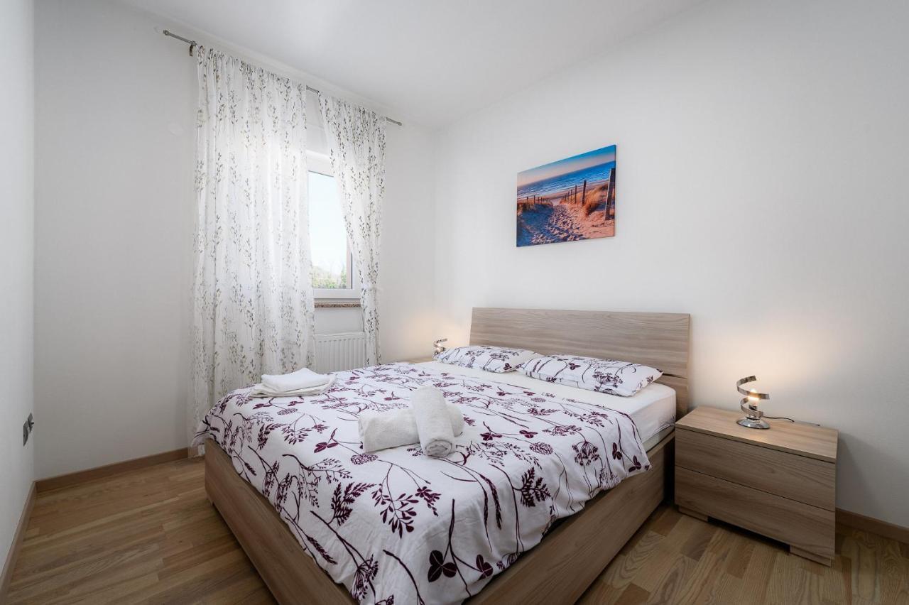 Stancija Amoroso Porec Apartments Eksteriør bilde
