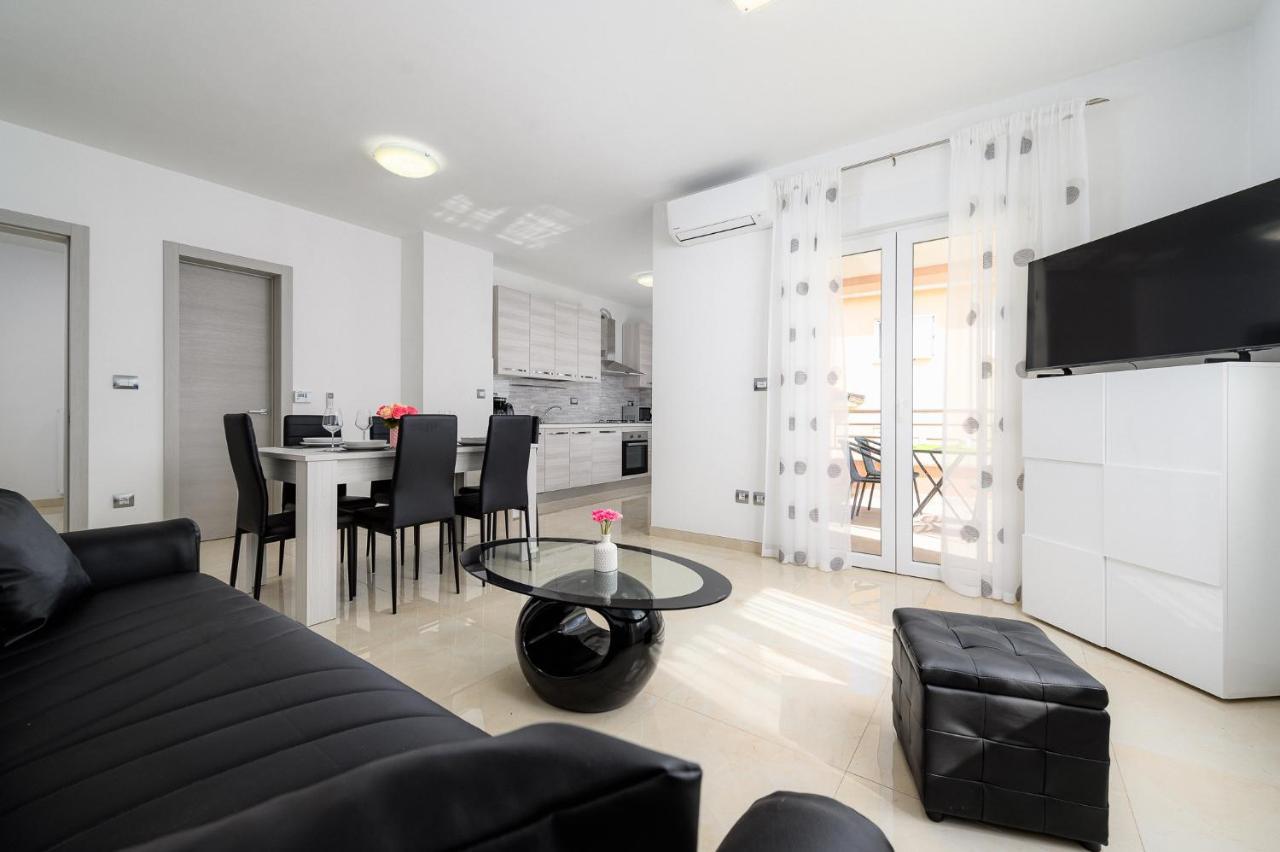 Stancija Amoroso Porec Apartments Eksteriør bilde