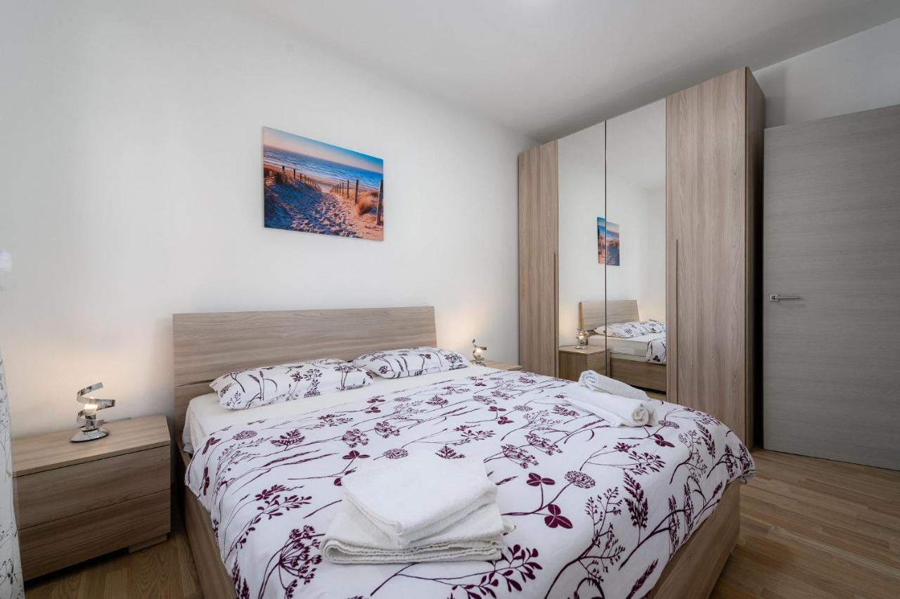Stancija Amoroso Porec Apartments Eksteriør bilde
