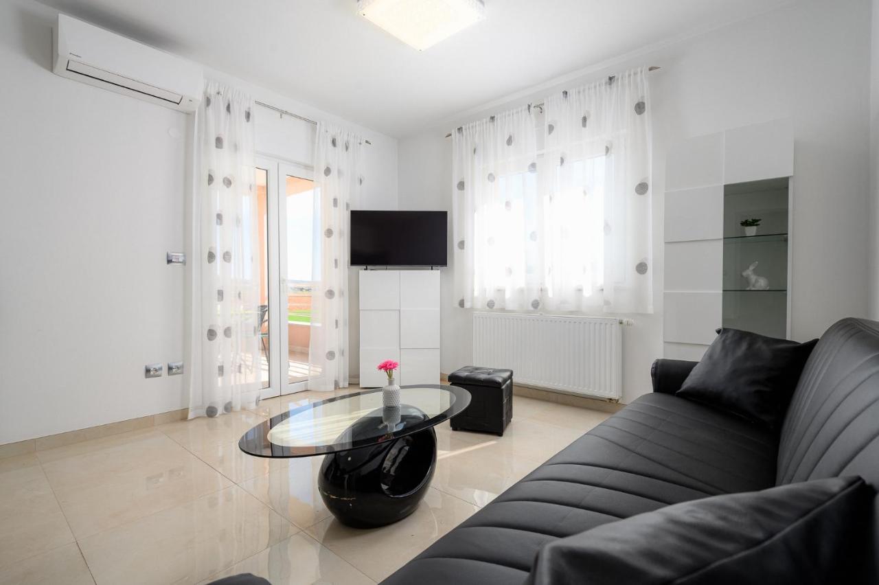 Stancija Amoroso Porec Apartments Eksteriør bilde