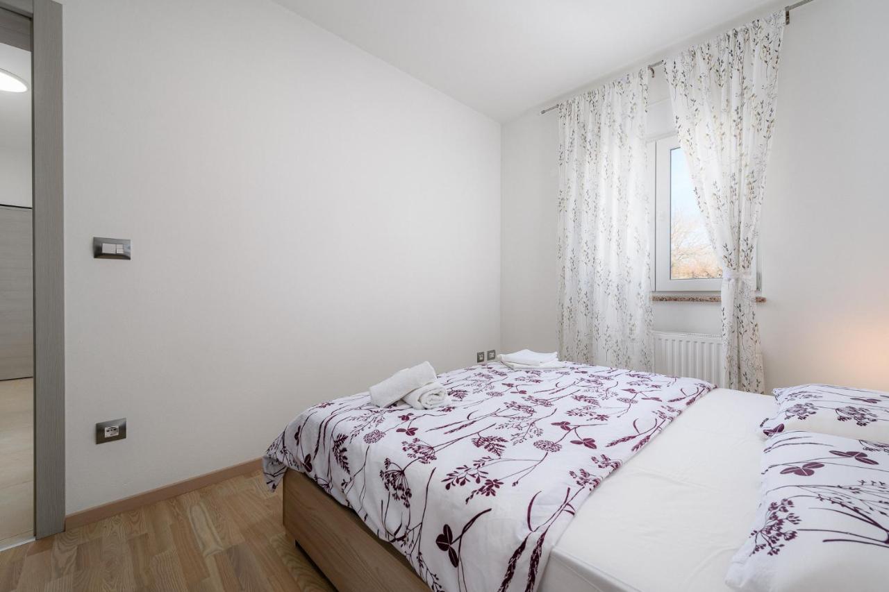 Stancija Amoroso Porec Apartments Eksteriør bilde
