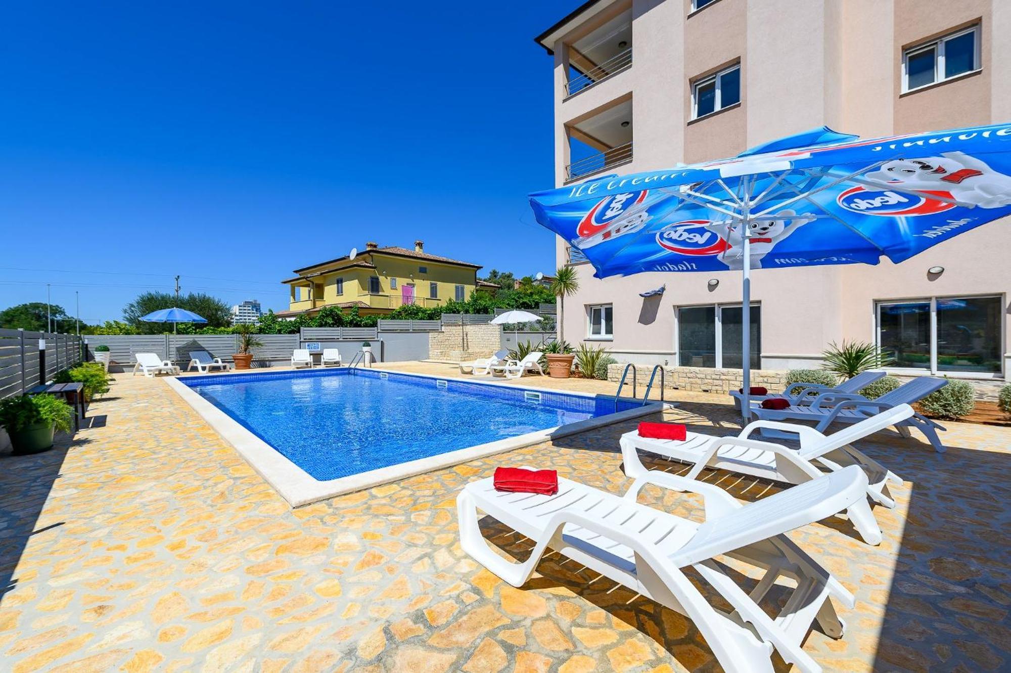 Stancija Amoroso Porec Apartments Eksteriør bilde