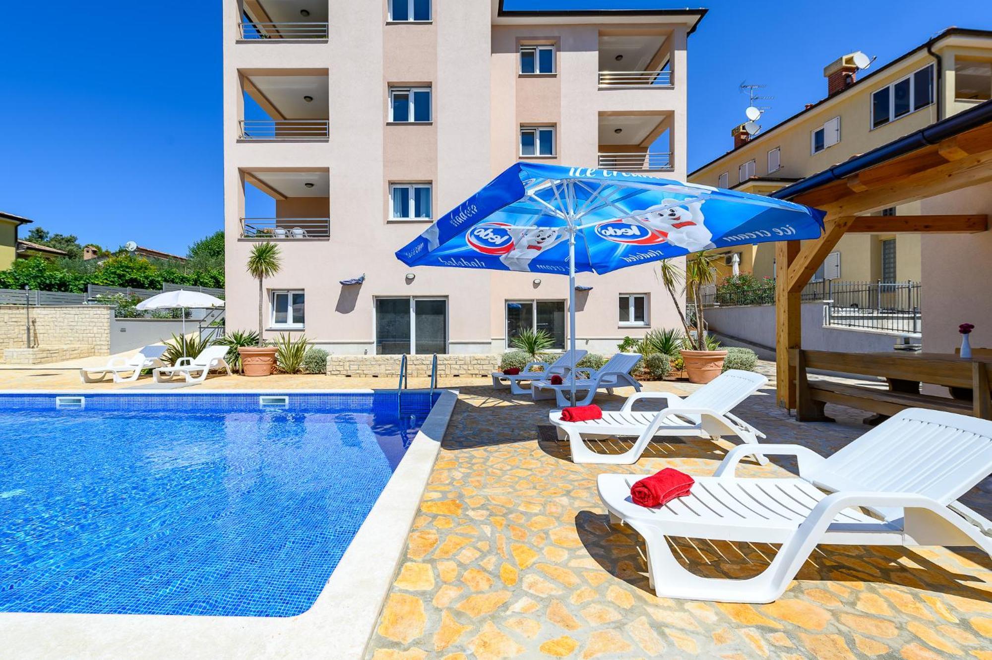 Stancija Amoroso Porec Apartments Eksteriør bilde
